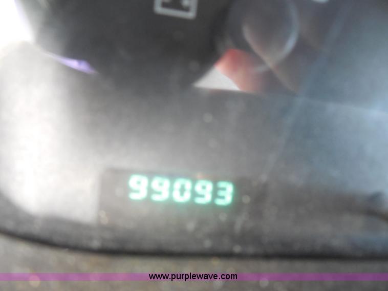 image for item H6666 2001 Dodge Ram 3500 Maxivan