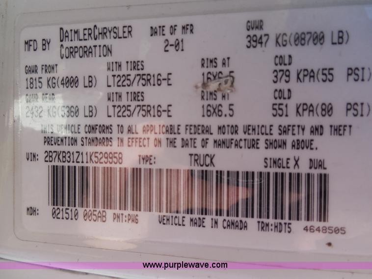 image for item H6666 2001 Dodge Ram 3500 Maxivan