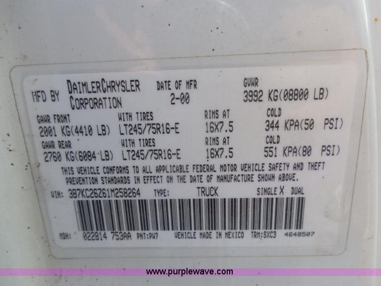 image for item H6668 2001 Dodge Ram 2500 utility truck