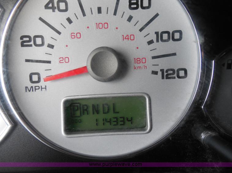 image for item H6669 2006 Ford Escape Hybrid SUV