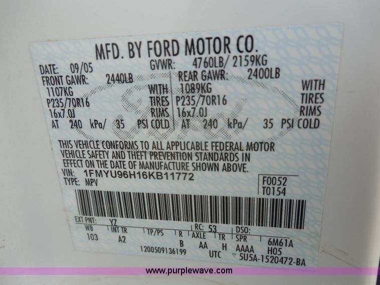 image for item H6669 2006 Ford Escape Hybrid SUV