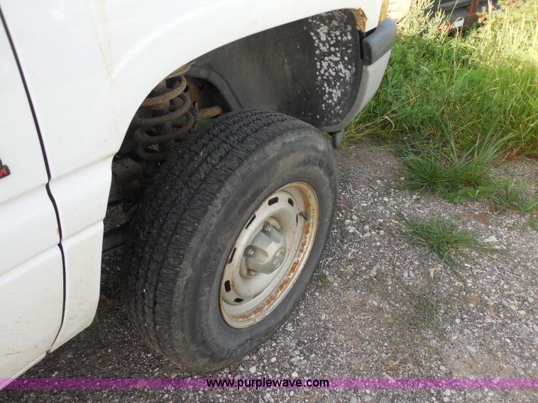 image for item H6671 1998 Dodge Ram 1500 pickup truck