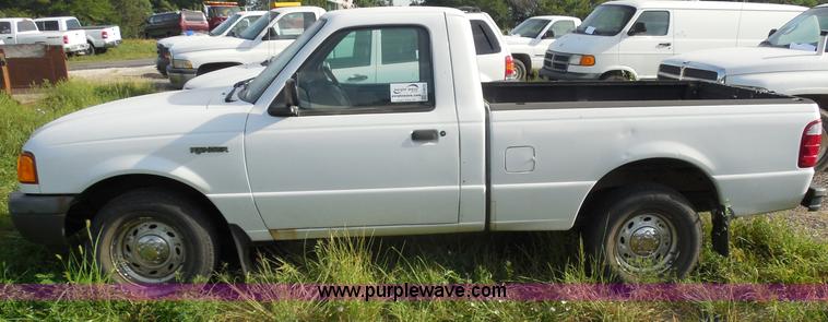 image for item H6672 2001 Ford Ranger pickup truck