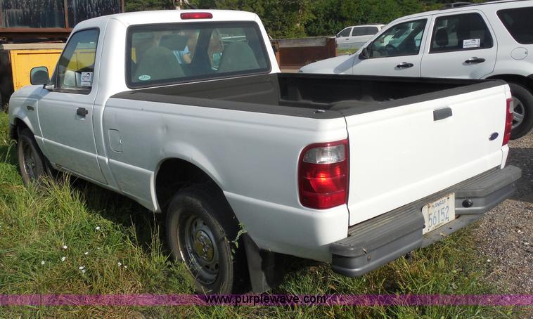image for item H6672 2001 Ford Ranger pickup truck