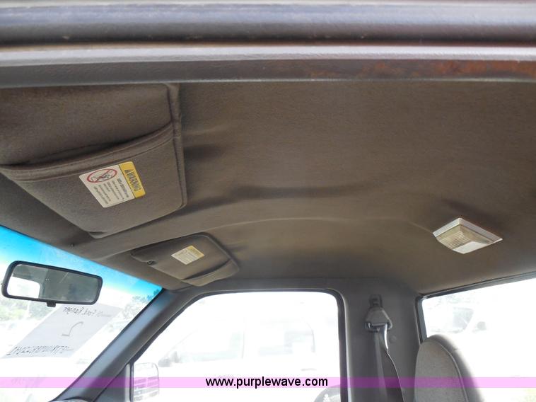 image for item H6672 2001 Ford Ranger pickup truck