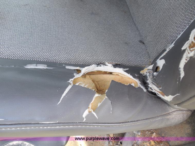 image for item H6672 2001 Ford Ranger pickup truck