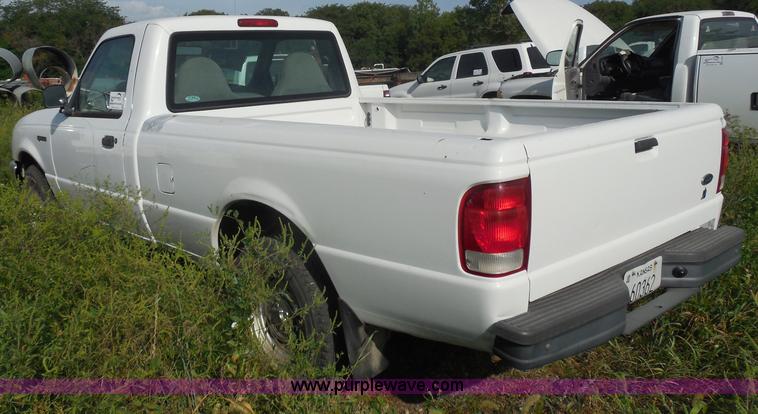image for item H6673 2000 Ford Ranger pickup truck
