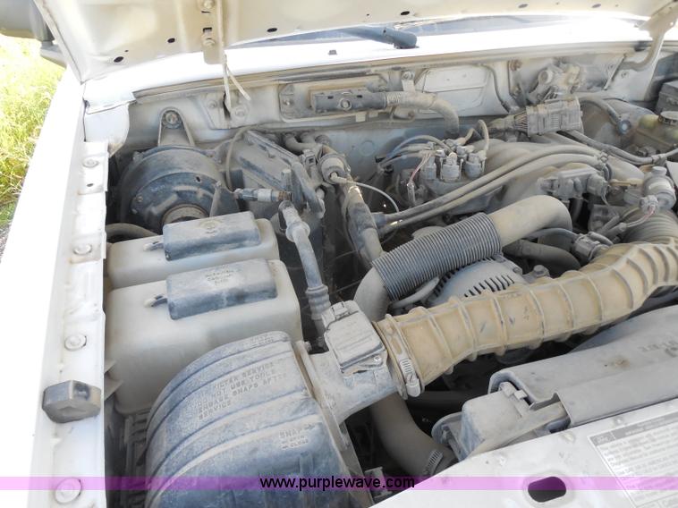 image for item H6673 2000 Ford Ranger pickup truck