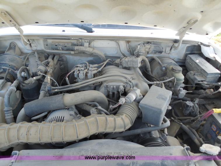 image for item H6673 2000 Ford Ranger pickup truck