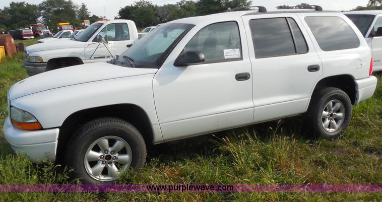 image for item H6674 2003 Dodge Durango SXT SUV