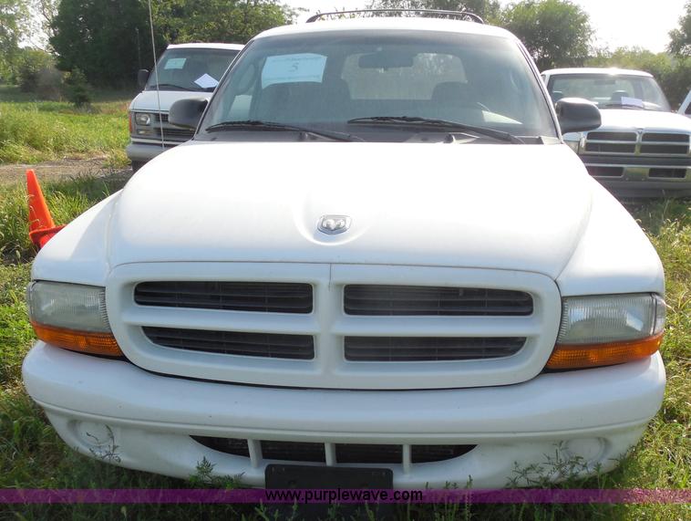 image for item H6674 2003 Dodge Durango SXT SUV