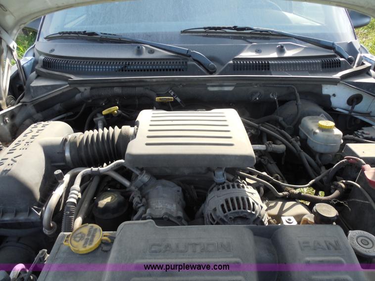 image for item H6674 2003 Dodge Durango SXT SUV