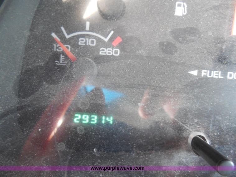 image for item H6675 1999 Dodge Ram 3500 utility truck