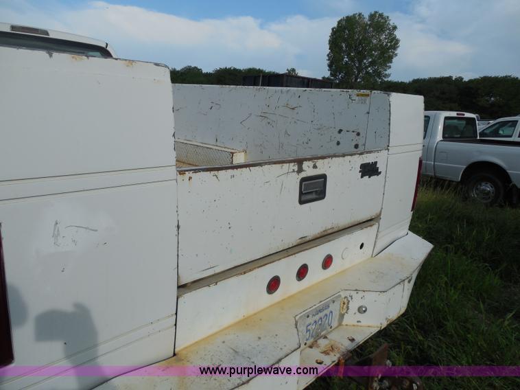 image for item H6675 1999 Dodge Ram 3500 utility truck