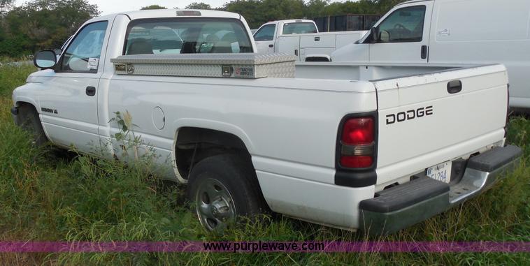 image for item H6677 1998 Dodge Ram 1500 pickup truck