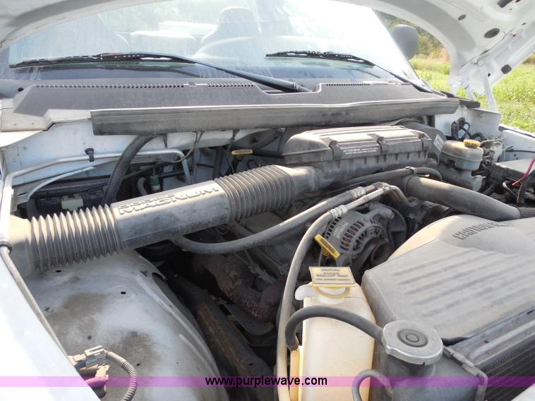 image for item H6677 1998 Dodge Ram 1500 pickup truck