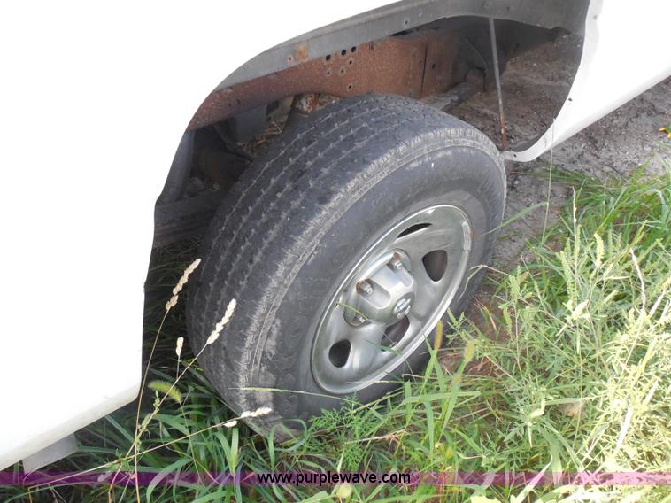 image for item H6677 1998 Dodge Ram 1500 pickup truck