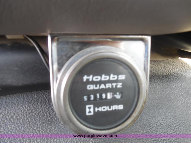 image for item H6679 2001 Ford F250 Super Duty XL utility truck