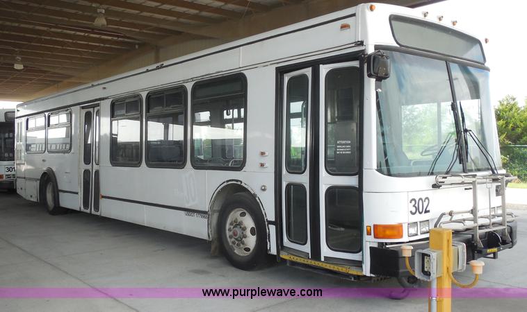 image for item H6689 2000 NABI 40' passenger bus