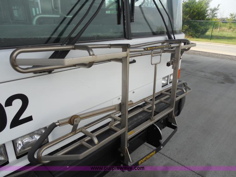 image for item H6689 2000 NABI 40' passenger bus