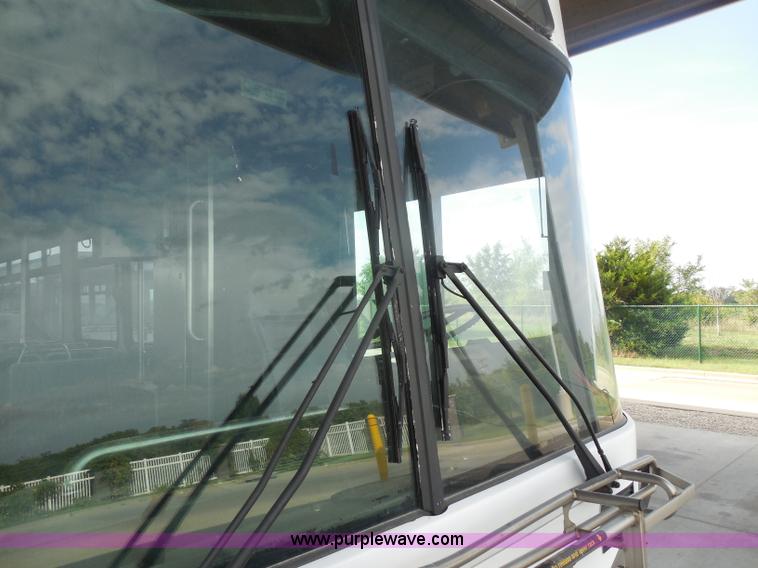 image for item H6689 2000 NABI 40' passenger bus