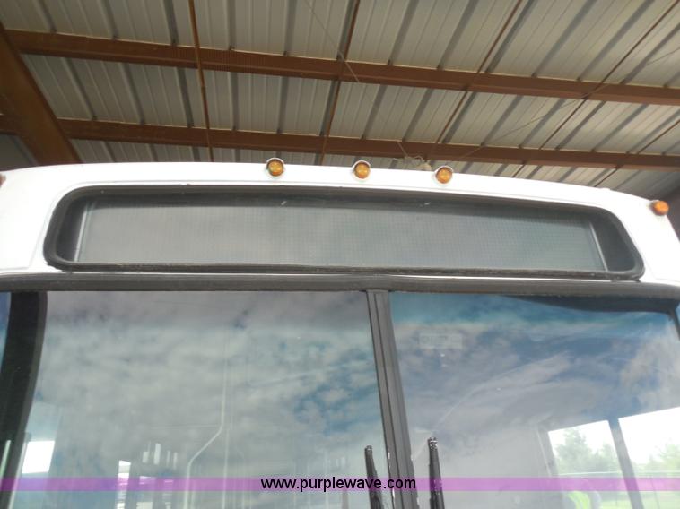 image for item H6689 2000 NABI 40' passenger bus