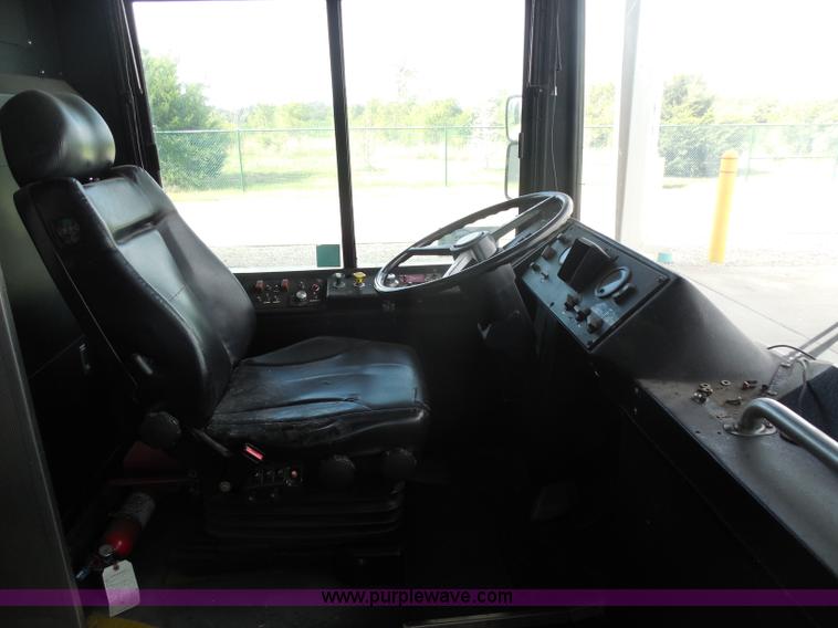 image for item H6689 2000 NABI 40' passenger bus