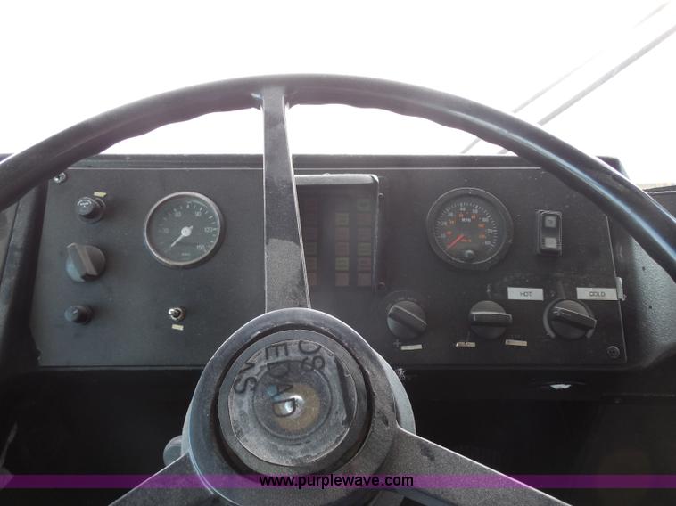 image for item H6689 2000 NABI 40' passenger bus