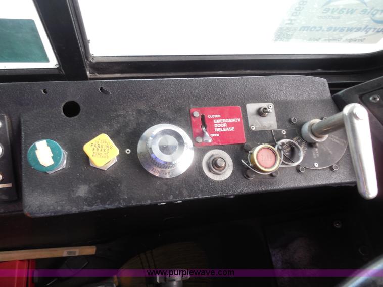 image for item H6689 2000 NABI 40' passenger bus