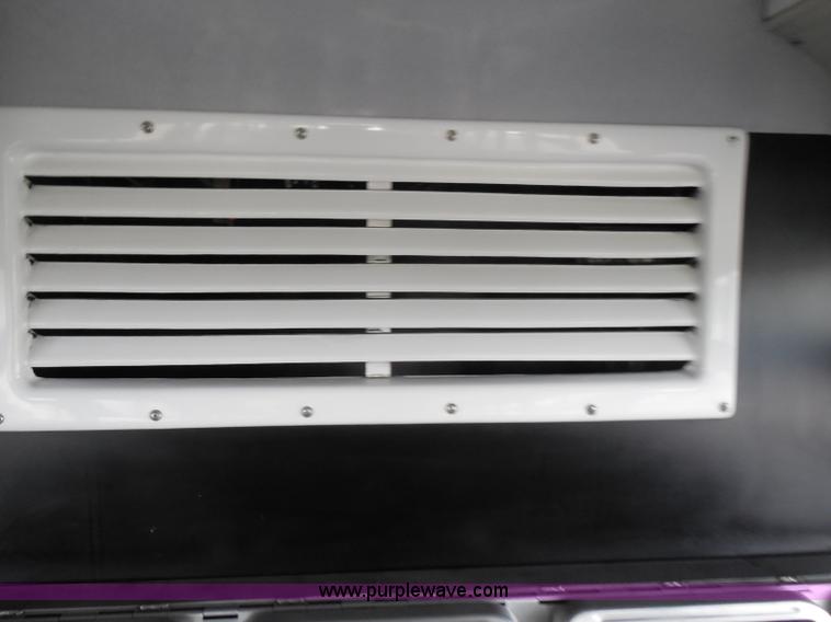 image for item H6689 2000 NABI 40' passenger bus