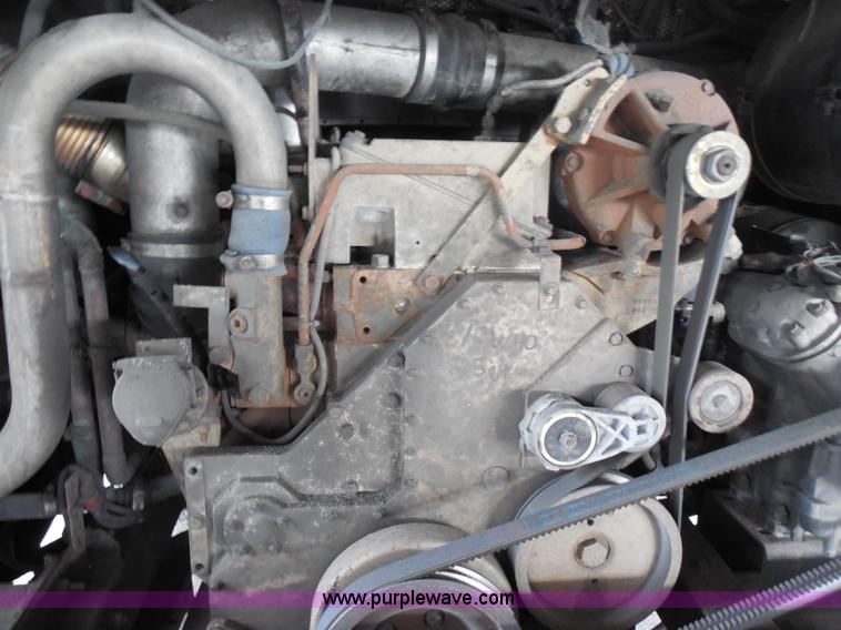 image for item H6689 2000 NABI 40' passenger bus