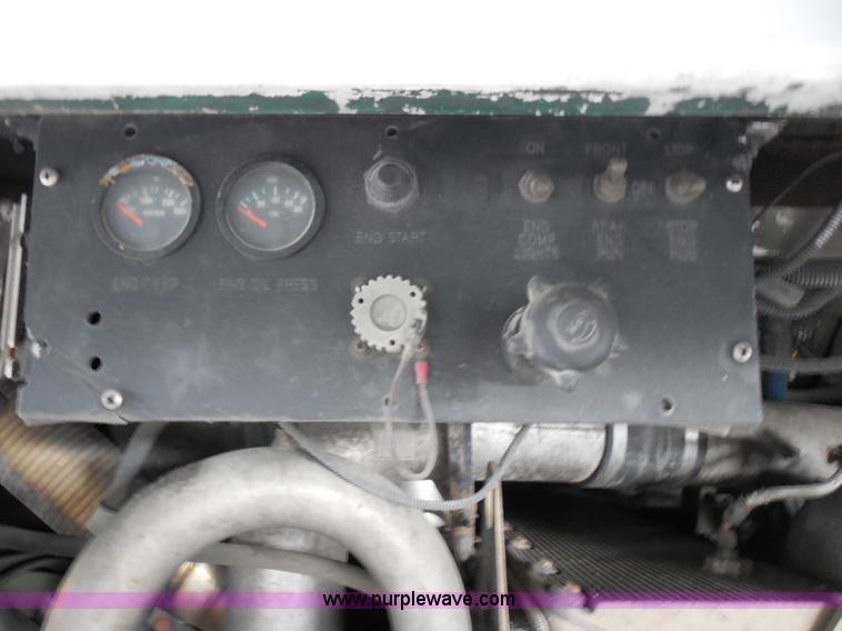 image for item H6689 2000 NABI 40' passenger bus