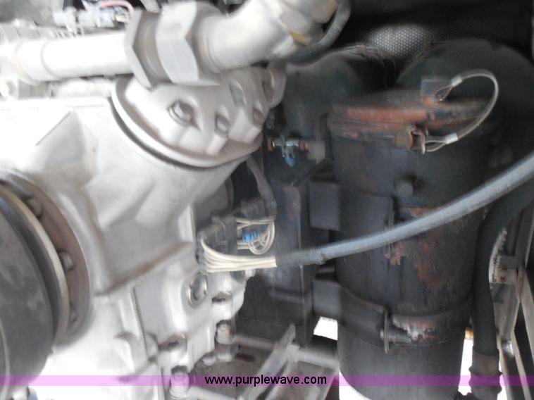 image for item H6689 2000 NABI 40' passenger bus