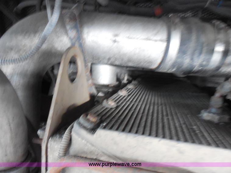 image for item H6689 2000 NABI 40' passenger bus