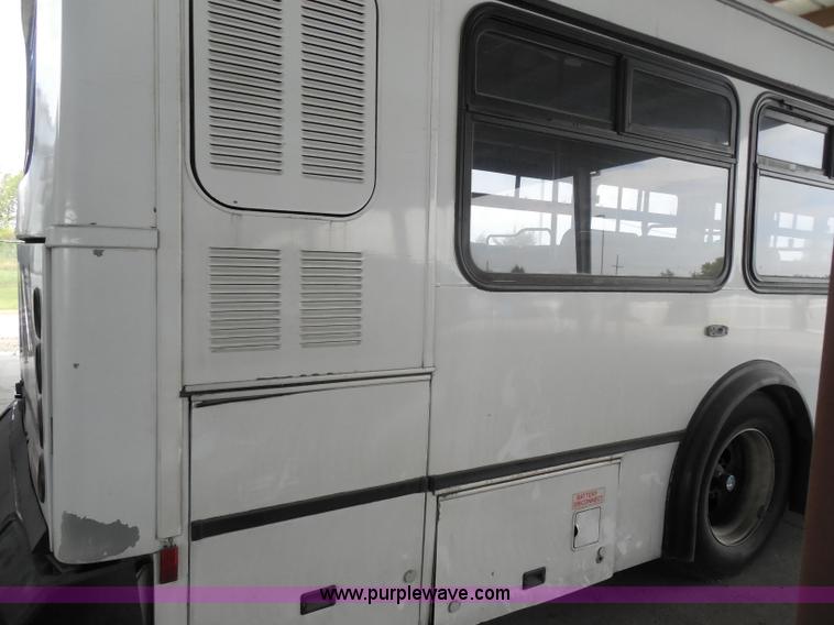 image for item H6689 2000 NABI 40' passenger bus