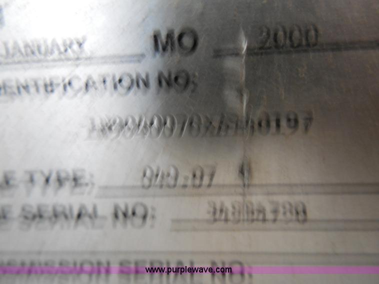 image for item H6689 2000 NABI 40' passenger bus