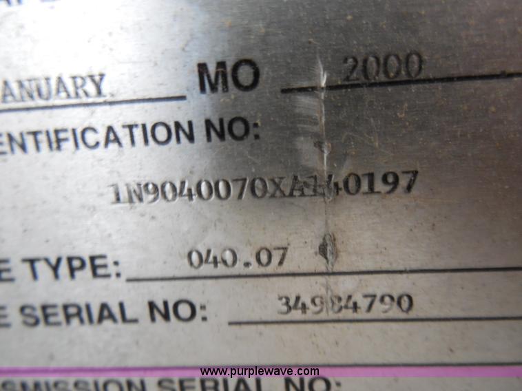 image for item H6689 2000 NABI 40' passenger bus