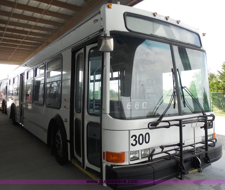 image for item H6693 2000 NABI 40' passenger bus