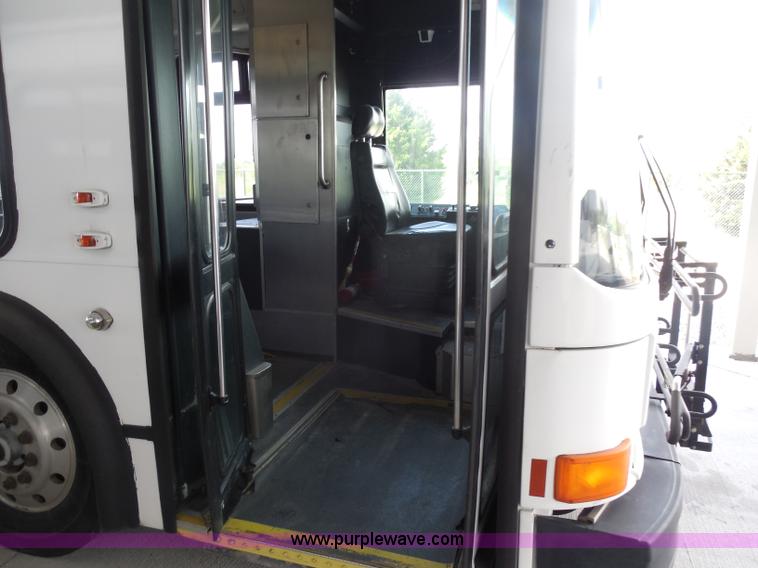 image for item H6693 2000 NABI 40' passenger bus