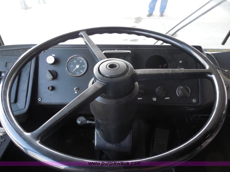 image for item H6693 2000 NABI 40' passenger bus