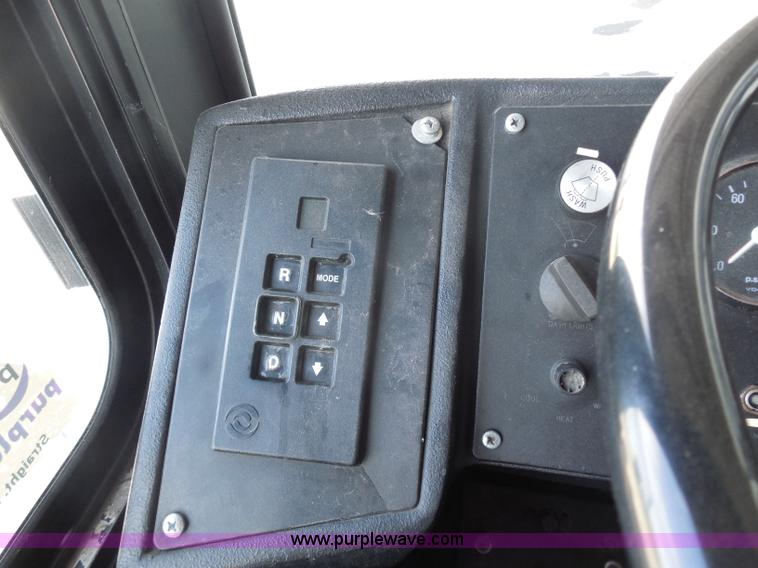 image for item H6693 2000 NABI 40' passenger bus