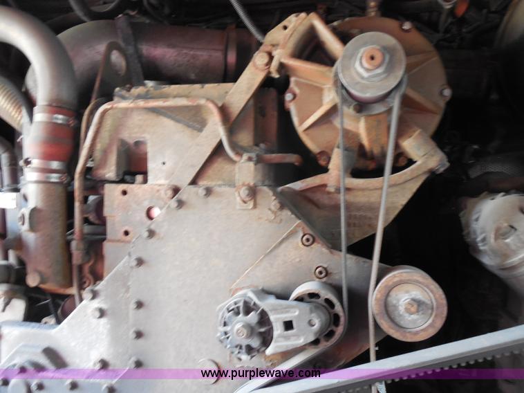 image for item H6693 2000 NABI 40' passenger bus