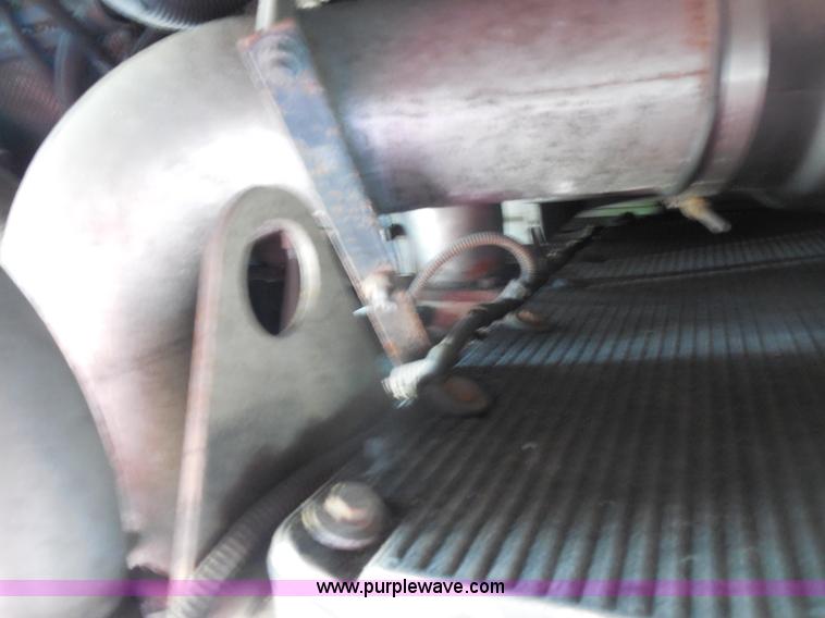 image for item H6693 2000 NABI 40' passenger bus