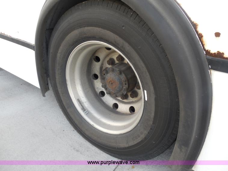 image for item H6693 2000 NABI 40' passenger bus