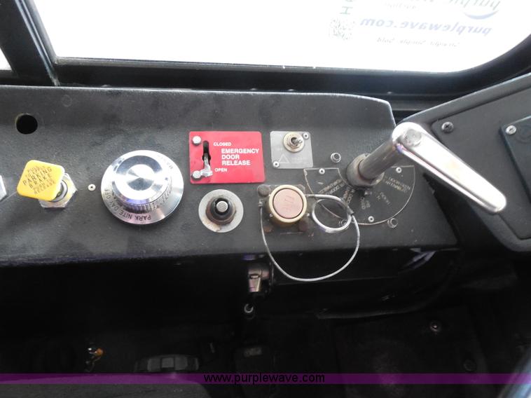 image for item H6694 2000 NABI 40' passenger bus