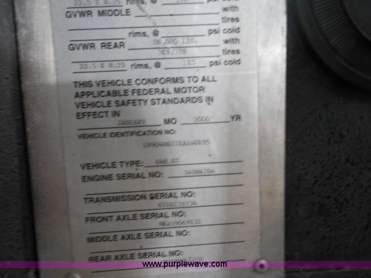 image for item H6694 2000 NABI 40' passenger bus