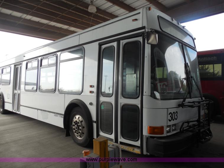 image for item H6695 2000 NABI 40' passenger bus