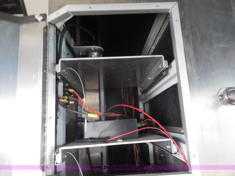 image for item H6695 2000 NABI 40' passenger bus