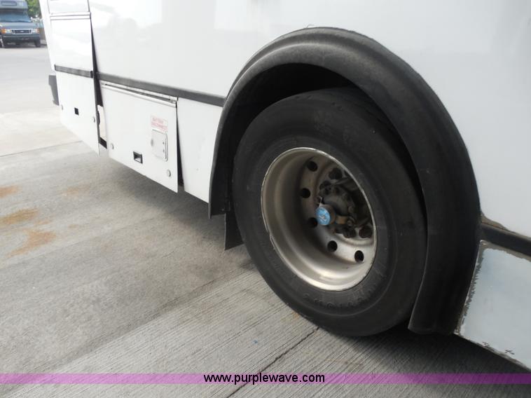 image for item H6695 2000 NABI 40' passenger bus