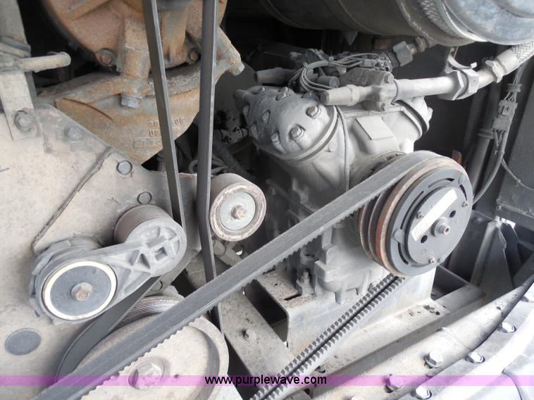 image for item H6695 2000 NABI 40' passenger bus